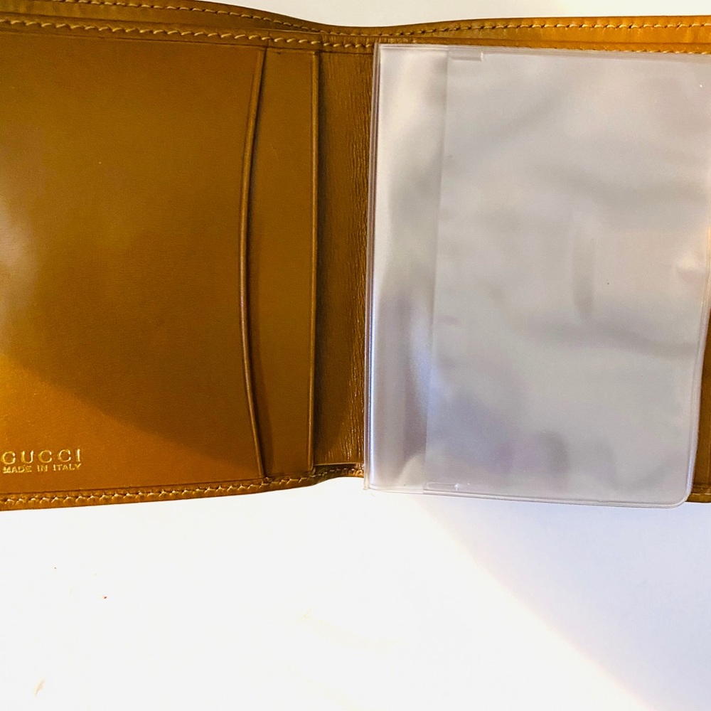Vintage Gucci handbag and wallet . - Picture 8 of 8
